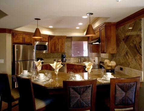 Sedona Summit - 3 bedroom Sunset unit kitchen