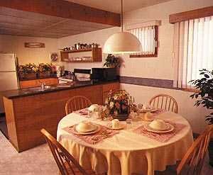 Ridge Top Village and Ridge Top Summit at Shawnee Resort - dining area
