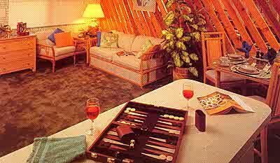 Room at the Mariner Beach Club