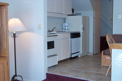 Mountainside Lodge - Unit Kitchen