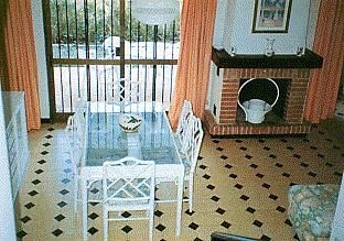 Las Rosas Townhouses - Unit Dining Area