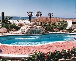 Sand Pebble Resort - Pool