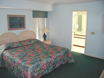 The Carolina Club - Unit Bedroom