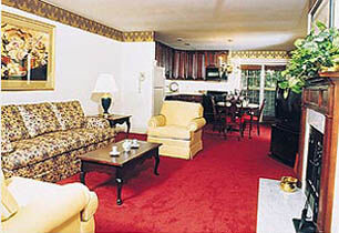 Williamsburg Plantation - unit living area