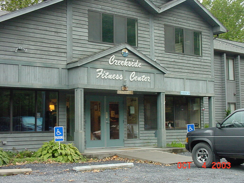 Creekside Village - Fitnes Center