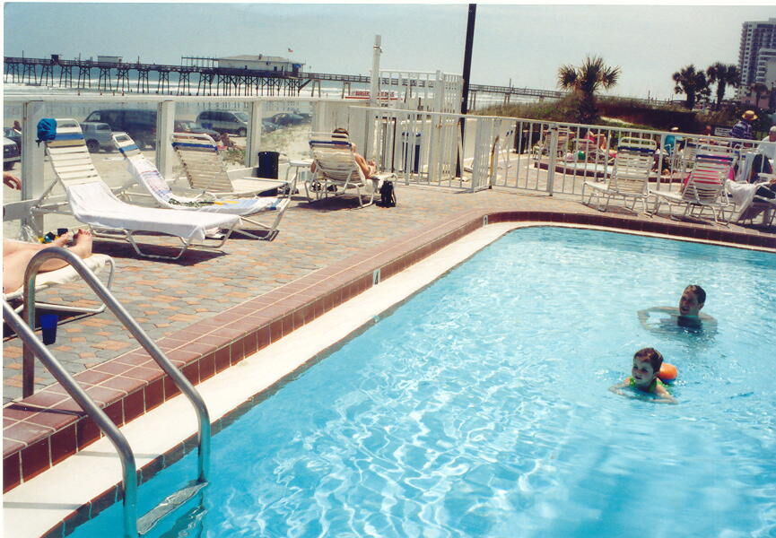 Atlantic Terrace - Pool