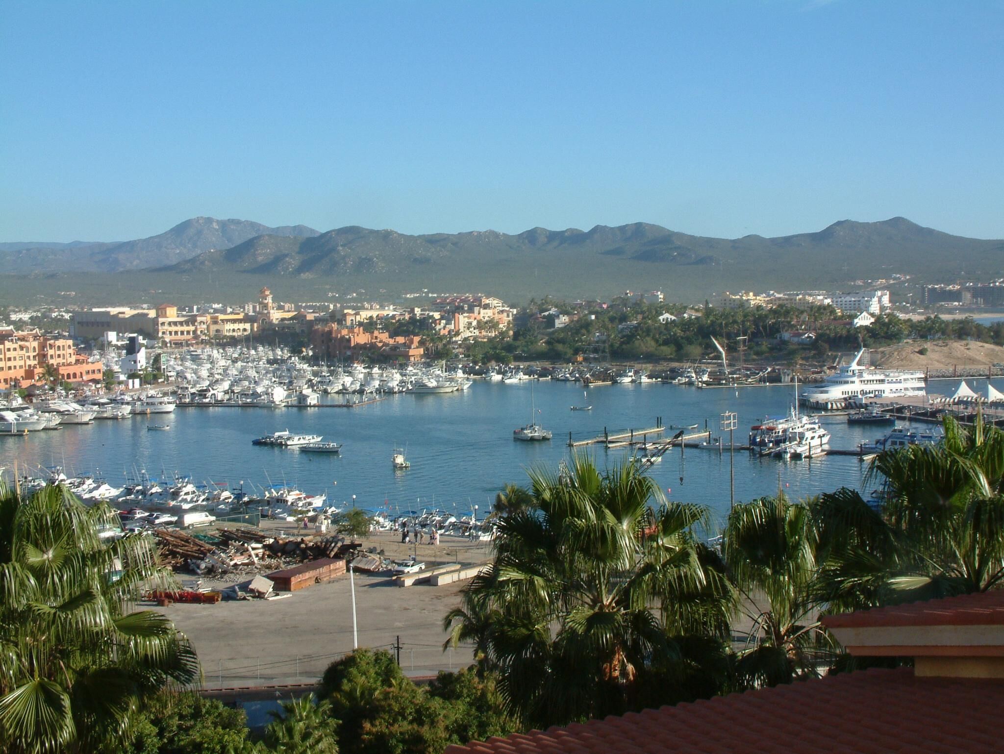 Finisterra Club & Resort - harbor