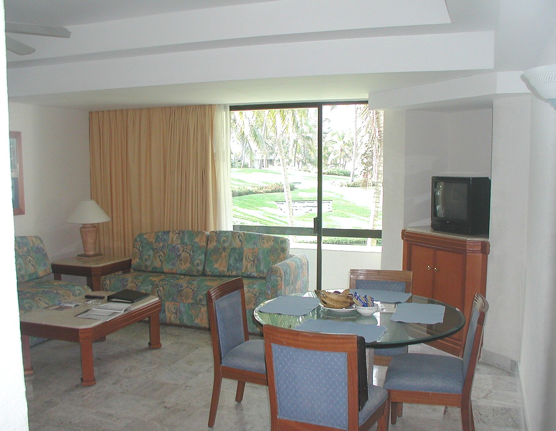 Mayan Palace Acapulco - Unit Living Area