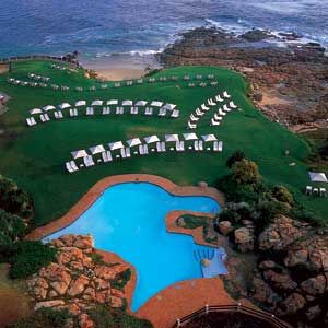 Beacon Island Hotel - Exterior Swimming Pool