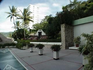 Torreblanca Condominiums - Shuffleboard