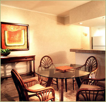 Club Velas Vallarta - Unit Dining Area