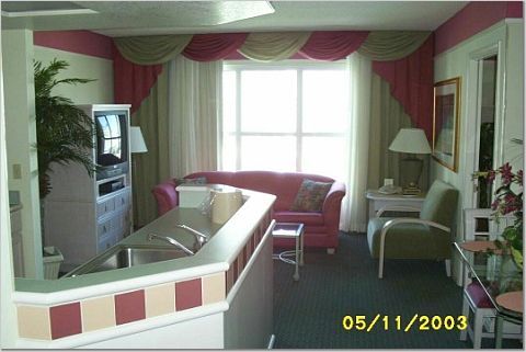 HGVC at the Flamingo - Unit Living Area