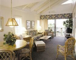 Shell Island Beach Club - Unit Living Area