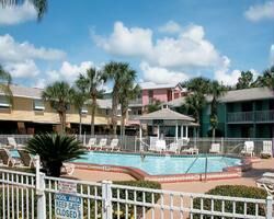 Florida Vacation Villas - Pool