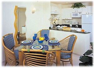 South Beach I Resort - Unit Dining Area & Kitchen