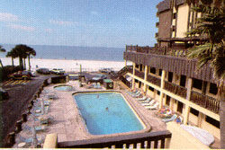 Commodore Beach Club - outdoor pool and beach