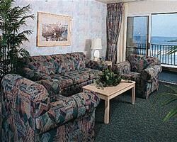 Southern California Beach Club - Unit Living Area