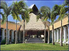 Hacienda Vista Real