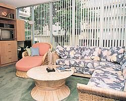 Kuhio Banyan Club - Unit Living Area