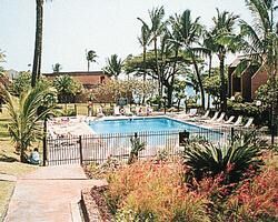 Kuleana Club - Pool