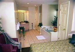 Surrey Vacation Resort/Carriage Place - Unit Bedroom