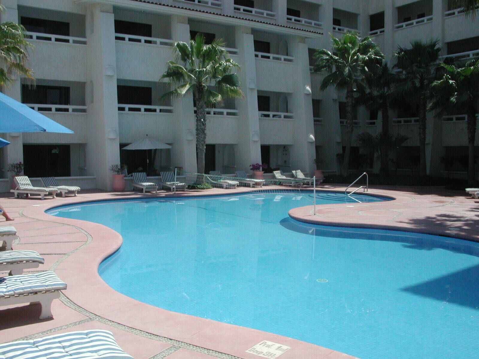 Condo Hotel Bahia - Pool