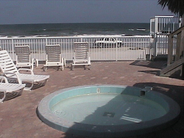 Sand and Surf Condominium - Hot Tub
