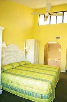 Orbit One Vacation Villas - Bedroom 