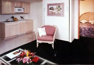 Imperial Hawaii Vacation Club - Unit Kitchenette