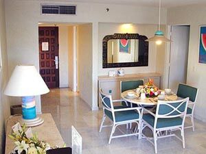 Park Royal Piramides Cancun - Unit Dining Area