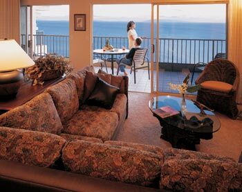 Hololani - Living Area