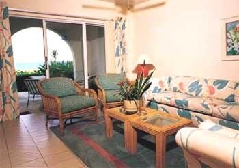 Paradise Island Beach Club - Unit Living Area