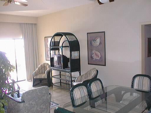 Living room at the Royal Islander