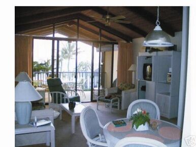 Lawai Beach Resort - Unit Living Area
