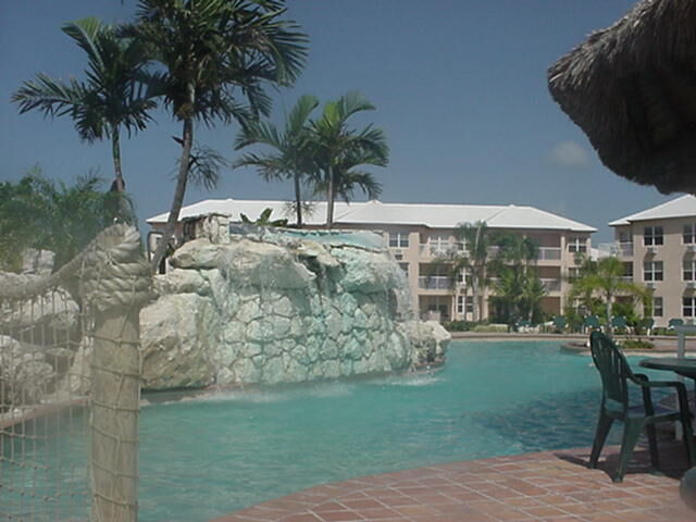 Island Seas Resort - Pool