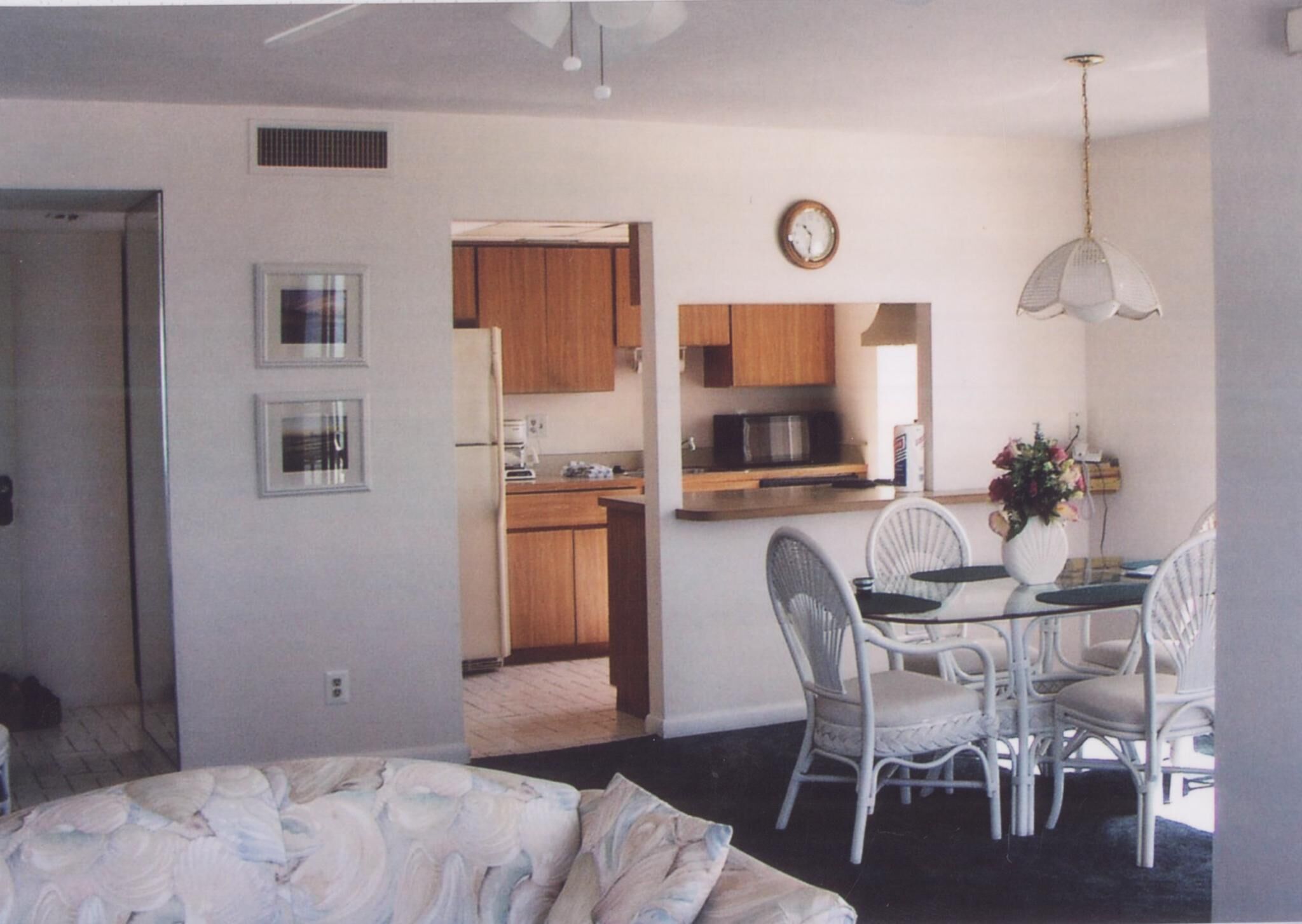 Bel-Air Beach Club - Unit Dining Area
