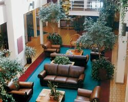 The Christie Lodge - Foyer