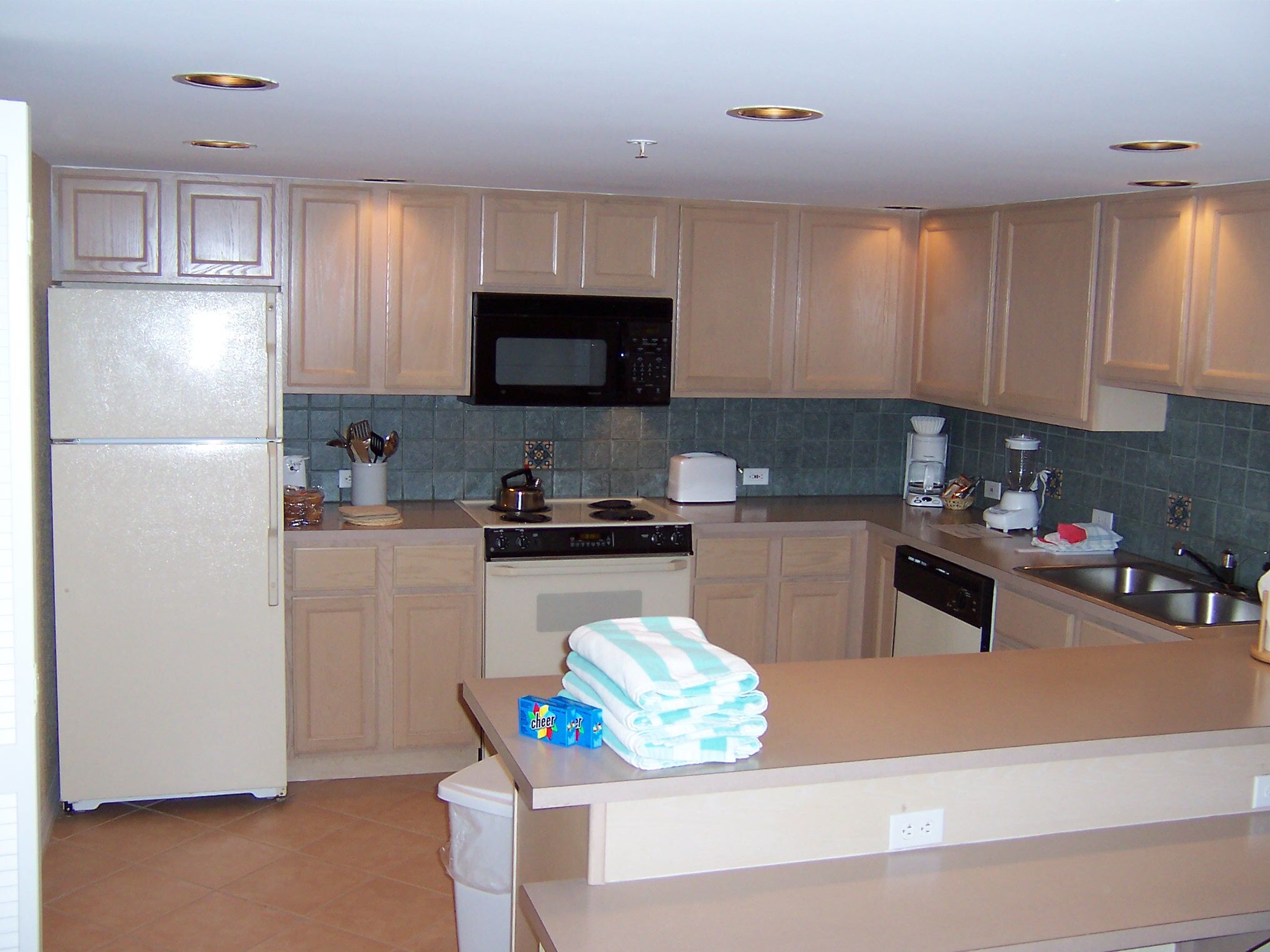 Wyndham Palm-Aire - Unit Kitchen