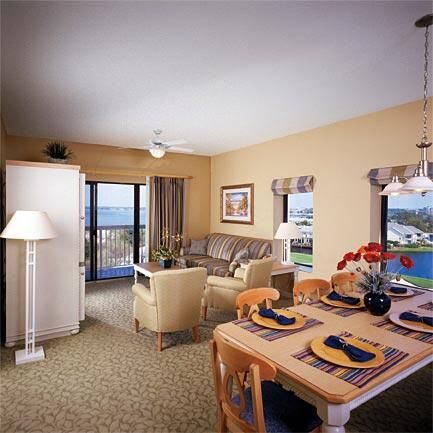 Wyndham Bay Club II - Unit Living Area