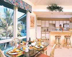 Wyndham Mauna Loa Village - Unit Dining Area