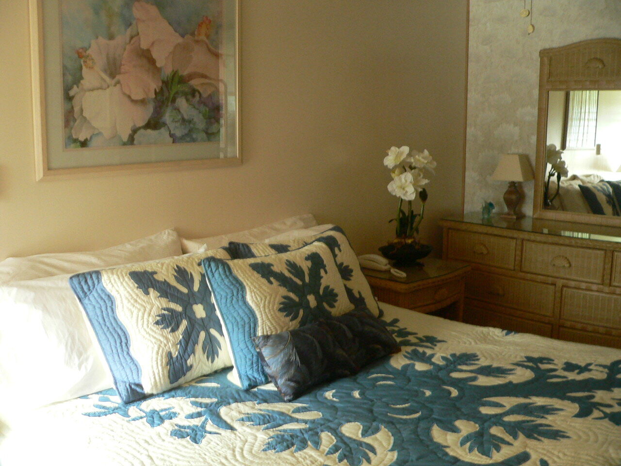 Hawaiian Princess at Makaha Beach - Unit Bedroom