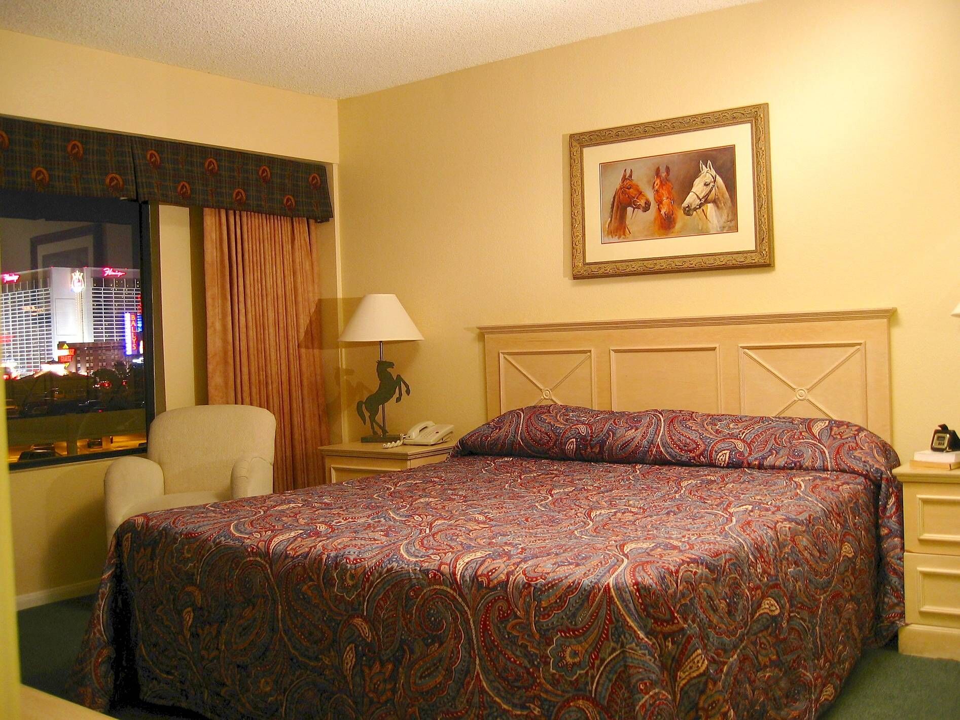 Jockey Club - Unit Bedroom