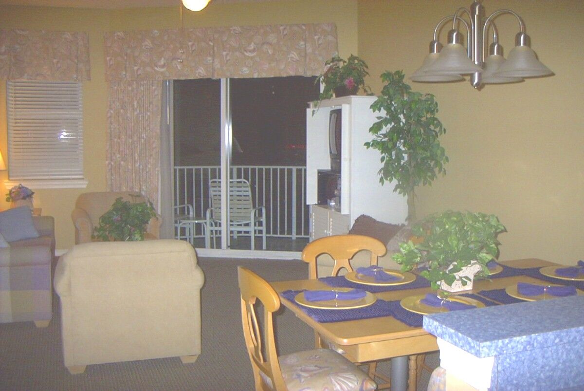 Wyndham Majestic Sun - Unit Living Area