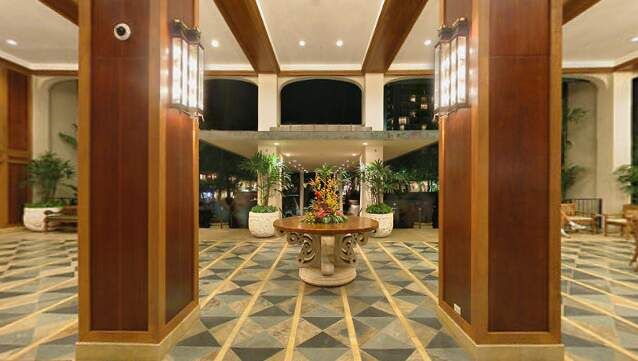 Hilton Grand Vacation Club at Hilton Hawaiian Village - Lobby