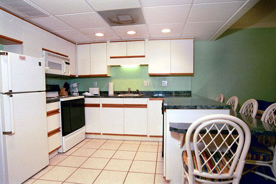 Club Destin Resort - Unit Kitchen