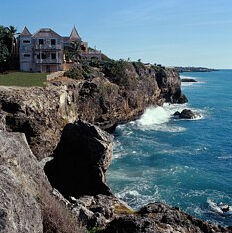 Crane Beach Resort - Cliff