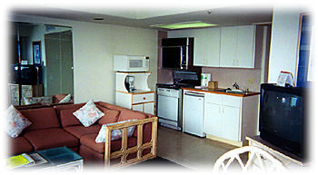 Imperial Hawaii Vacation Club - Unit Kitchen