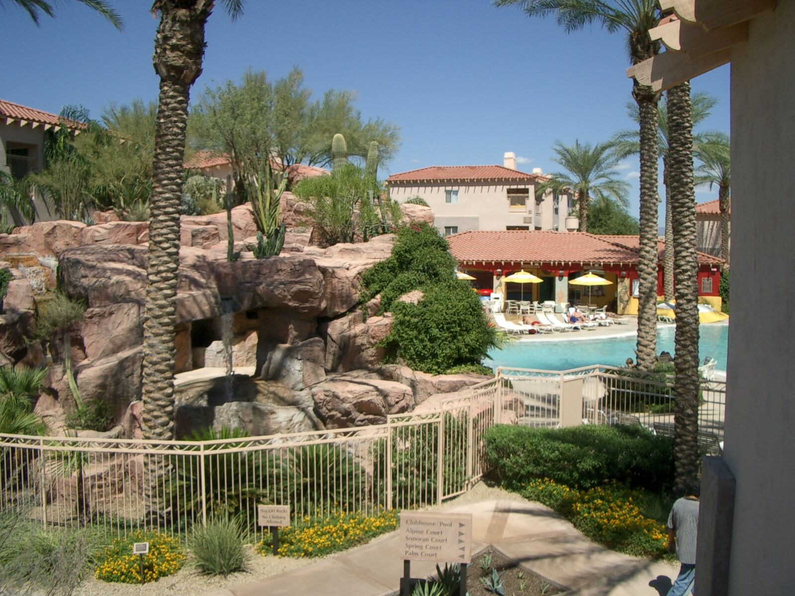Sheraton Desert Oasis - Grounds