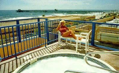 Southern California Beach Club - Hot Tub