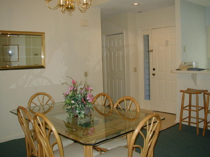 Brigantine Quarters - Unit Dining Area